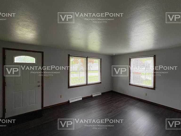 1521 Ridgeway Dr — Photo 6