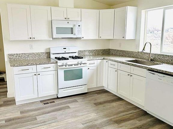 4th image of 6255 Sierra Way