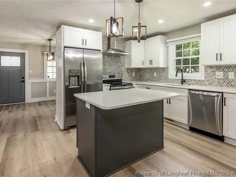 216 Circle Ct — Photo 5