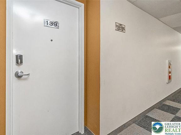 5th image of 11 W 2nd St Unit 139