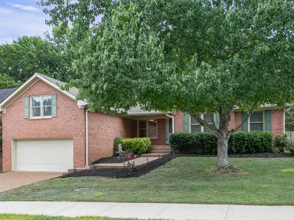 2227 Winder Cir, Franklin, TN 37064