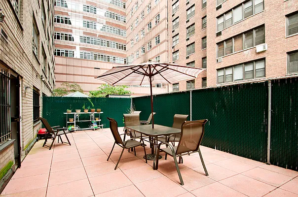 Rented by Town Residential | media 37