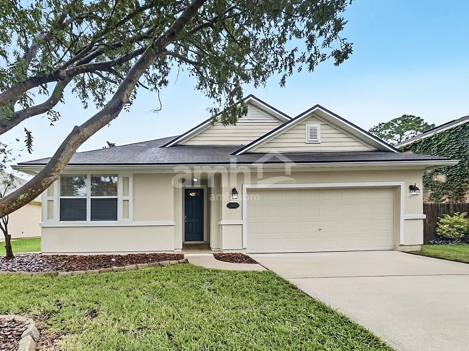 3 bed, 2.0 bath, 1620 sqft, $2,420 — Photo 1