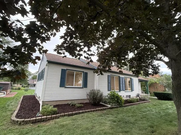 4550 N 103rd STREET, Wauwatosa, WI 53225