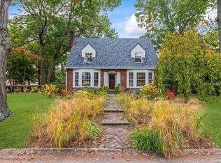 32 Stone Ave, North Babylon, NY
