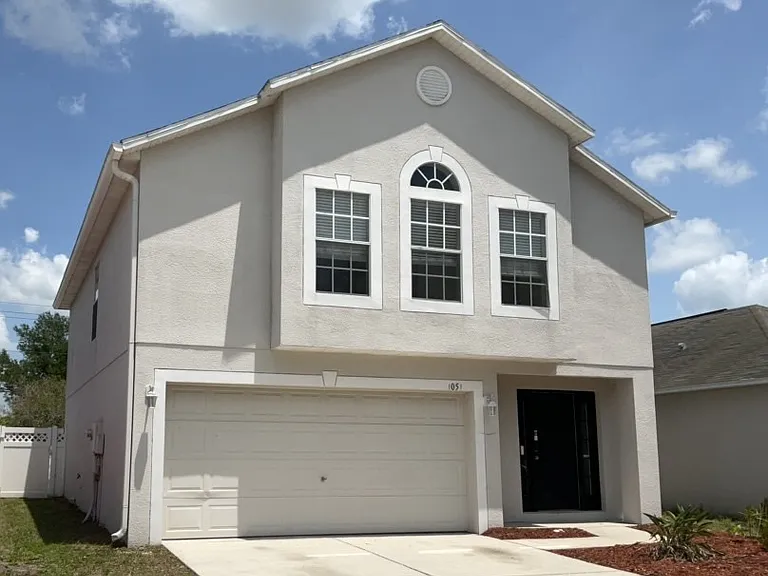 1051 Brenton Leaf Dr — Photo 1