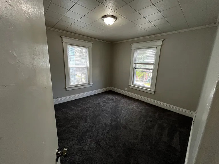 316 Reynolds St — Photo 5