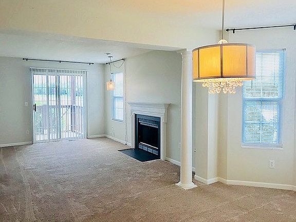 4th image of 608 Huntington Ct #608