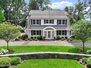 31 Overlook Dr, Greenwich, CT 06830
