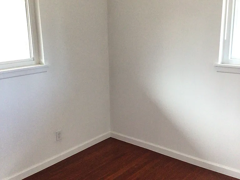 1641 W 82nd Pl — Photo 8