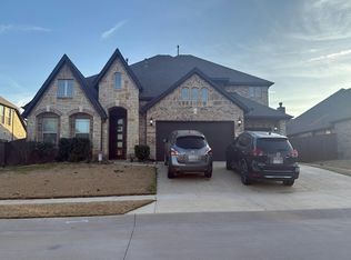 1010 Timber Ridge Dr, Justin, TX 76247