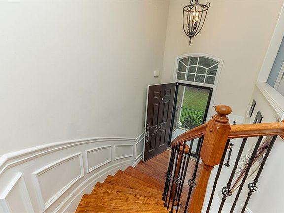 4th image of 2131 Shoop Ct SE #3