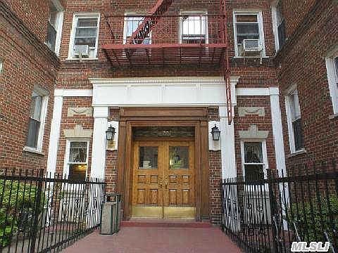 1st image of 6389 Saunders St #5A