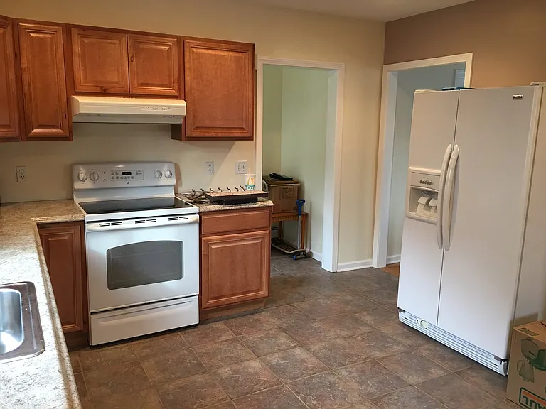 59 Park St — Photo 3