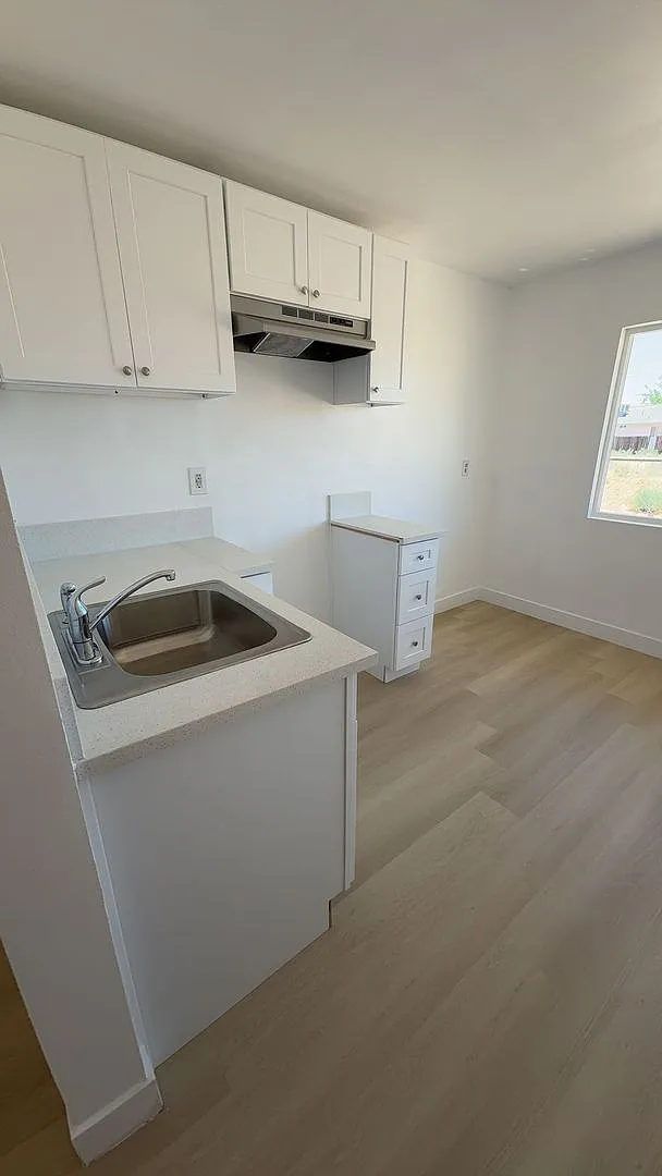 13336 Mohawk Rd — Photo 1