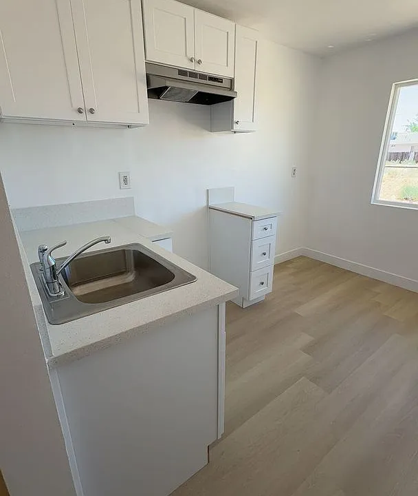13336 Mohawk Rd