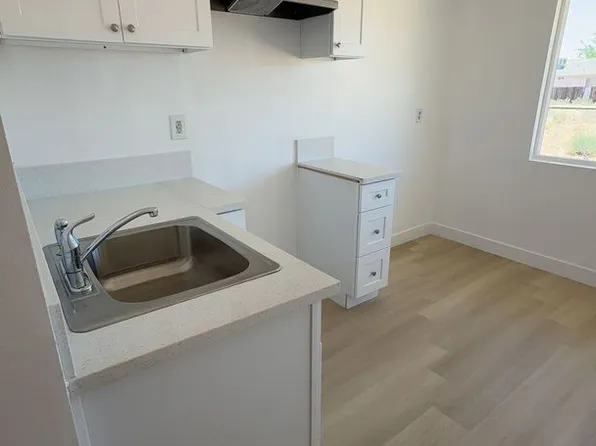 13336 Mohawk Rd, 13336 Mohawk Rd #3, Apple Valley, CA 92308