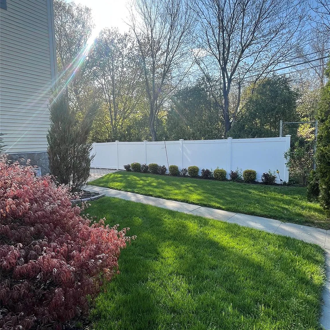 3 bed, 2.5 bath, 1420 sqft, $6,400 — Photo 2