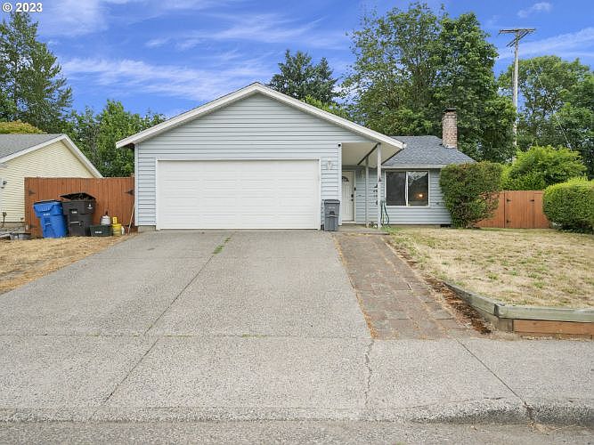 1st image of 4413 Addy Loop