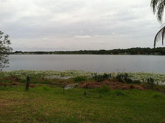 2nd image of 2737 Lake Holden Ter