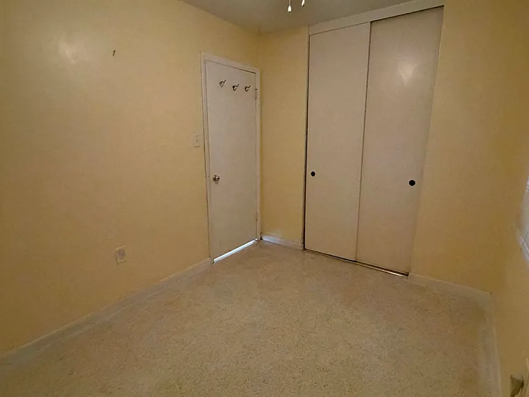 4404 Bayano St #1 — Photo 8