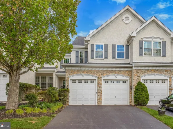 138 Portsmouth Cir, Glen Mills, PA 19342