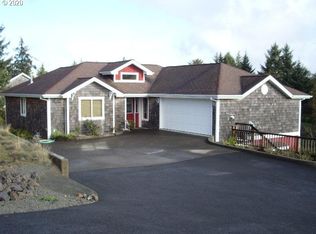 1057 Summit Ave, Gearhart, OR 97138