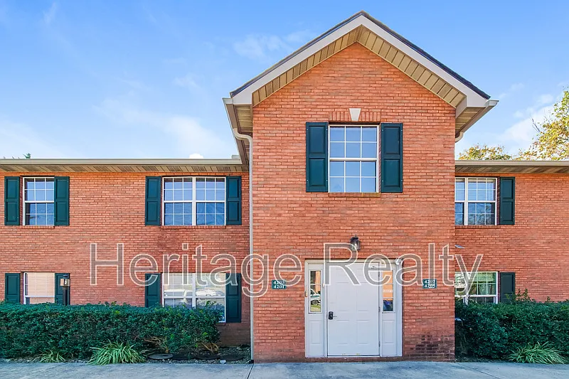 4207 Iona Way #1