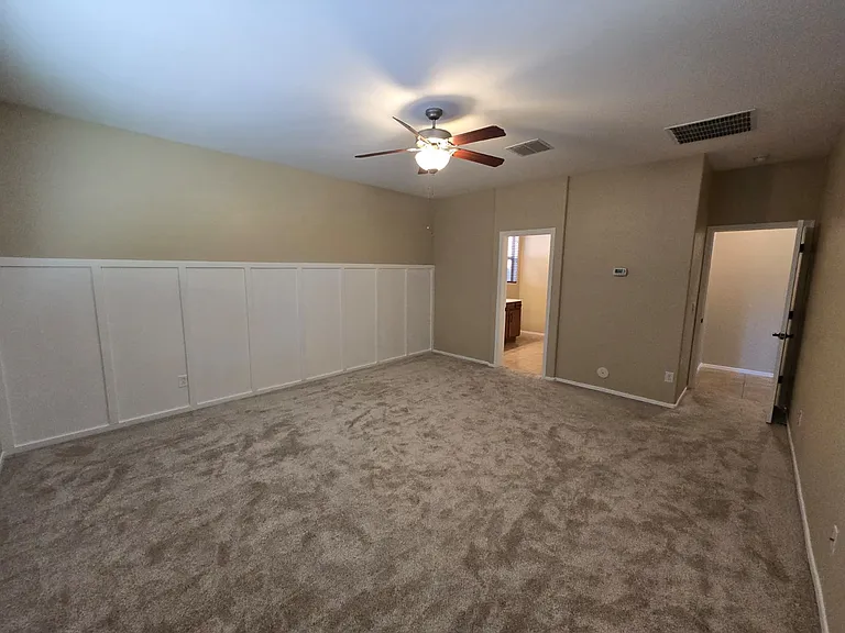 18328 W Saguaro Ln — Photo 7