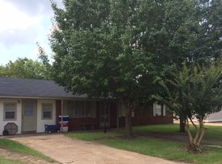 304 Grimes St, Pelahatchie, MS 39145