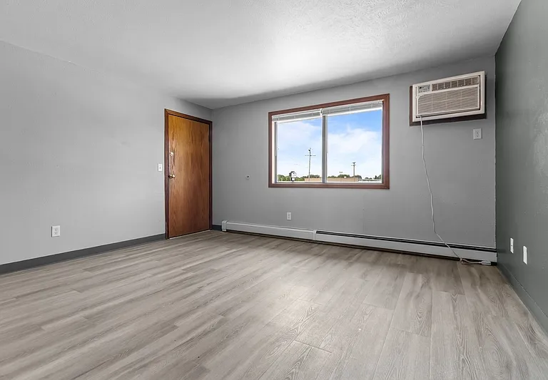 1534 Moraine Ter #2 — Photo 10