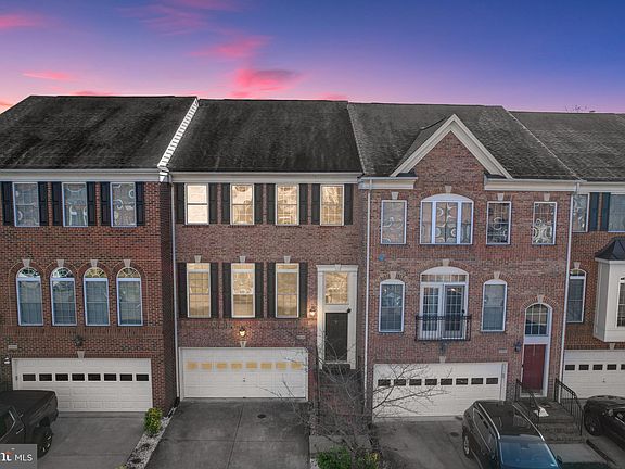 3rd image of 16498 Steerage Cir
