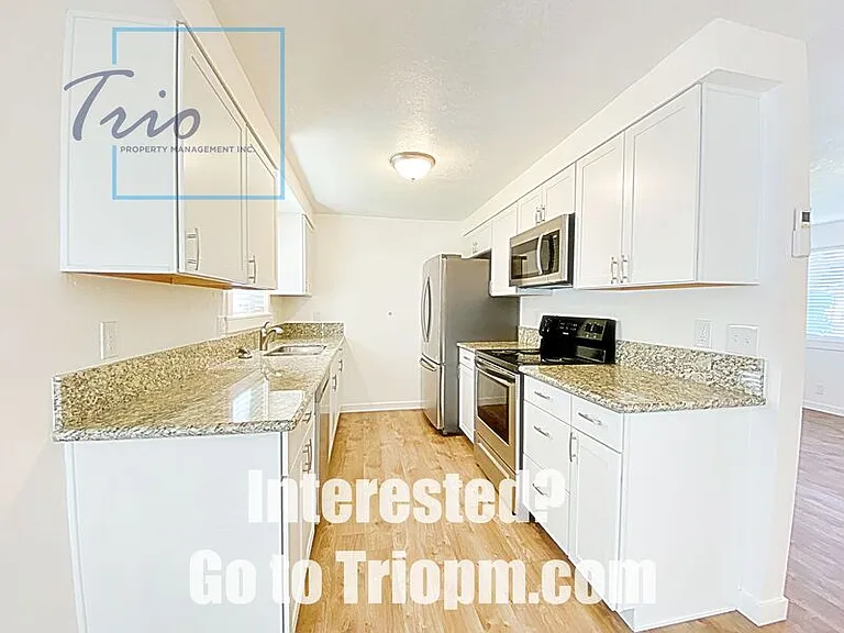 4220 Sean St — Photo 6