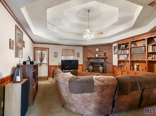 6313 Chaucer Dr, Baton Rouge, LA 70817