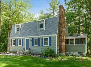12 Yvonne Dr, Pepperell, MA 01463