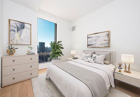 5th image of 225 E 39th St APT 31C
