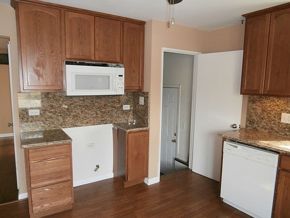 5th image of 14321 Cleveland Ave