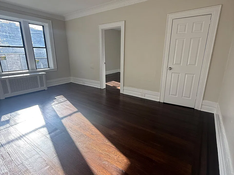 809 Broadway #105