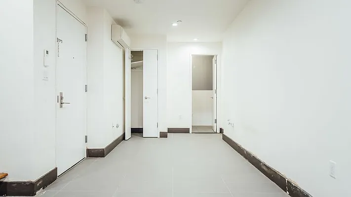 Rented by Nooklyn NYC LLC | media 50