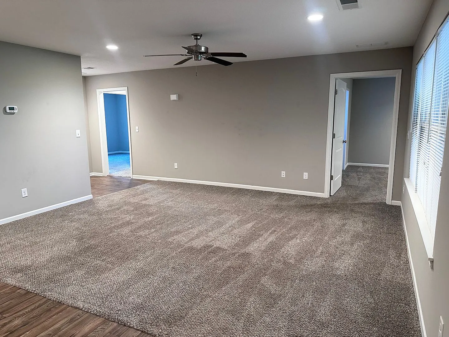 Single Level 2 Bed | 2 Bath | 2 Car Garage Attached Villa in Blue Springs — Photo 3
