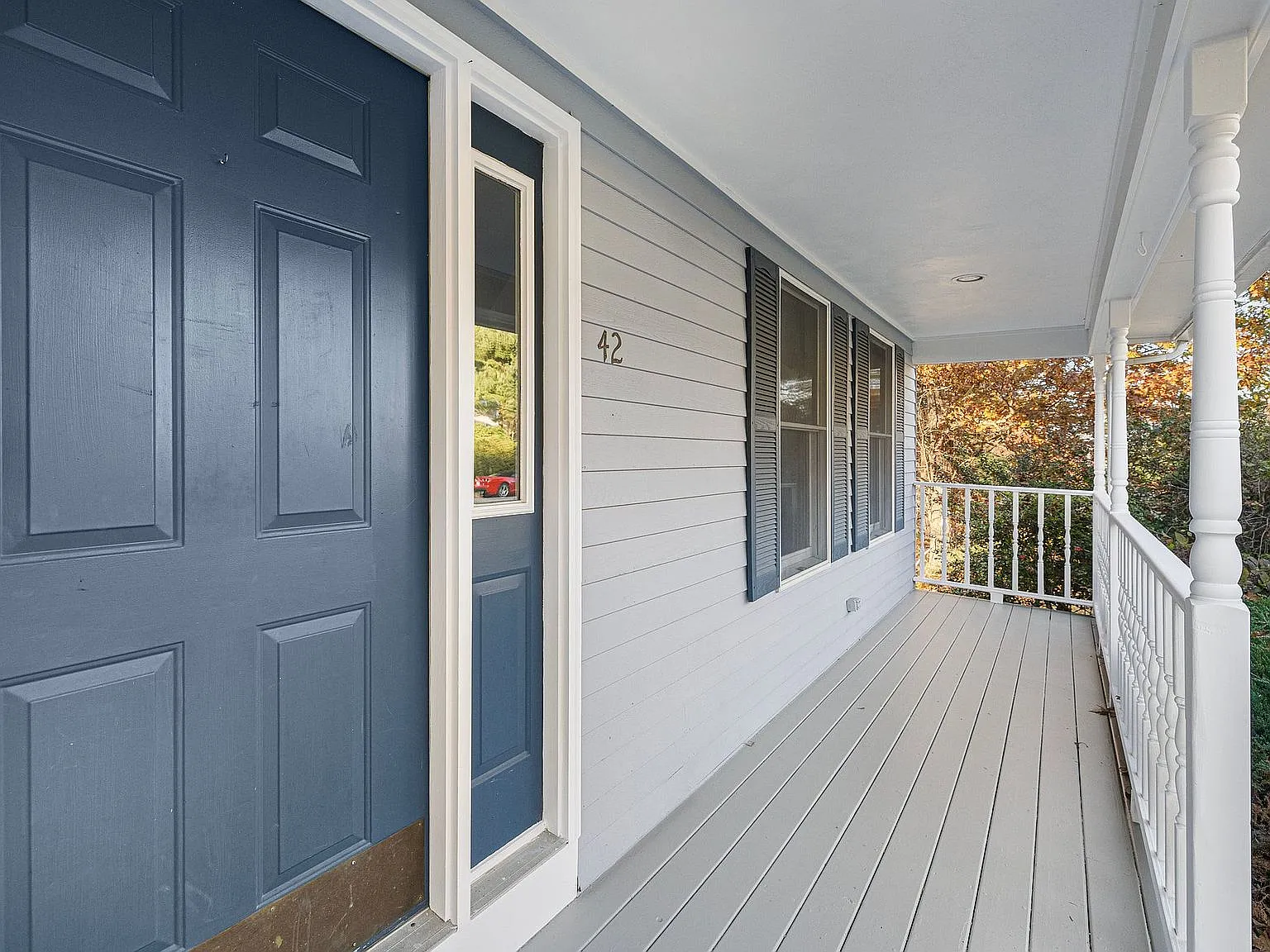 4 bed, 3040 sqft, $4,200 — Photo 4