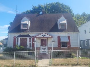 94 3rd St, Hamden, CT 06514