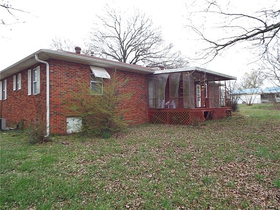 5th image of 307 3rd Ave S