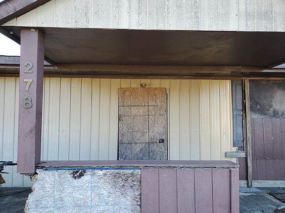 4th image of 222 Dakota St
