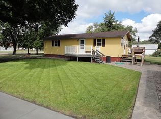 102 N 1st St, Kirwin, KS 67644