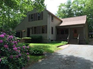 28 Nottingham Dr, Kingston, MA 02364