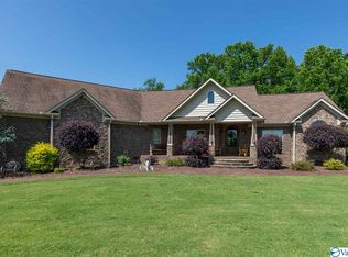 120 Acorn Ln, Arab, AL 35016