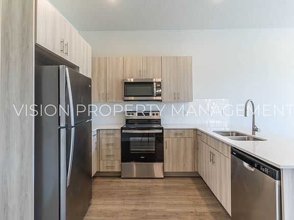 4th image of 7555 S Main St Unit 207