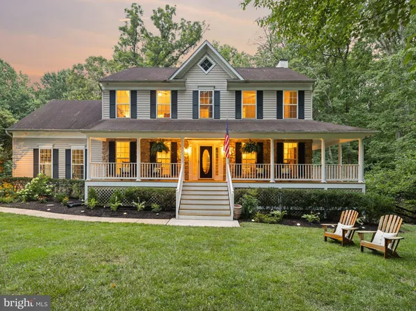 8947 Wells Rd, Lorton, VA 22079