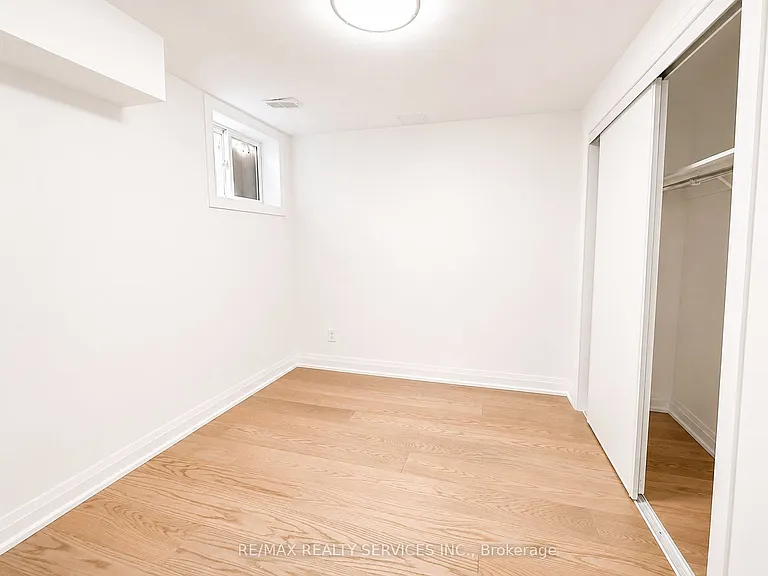 32 Trewartha Cres #BASEMENT — Photo 7